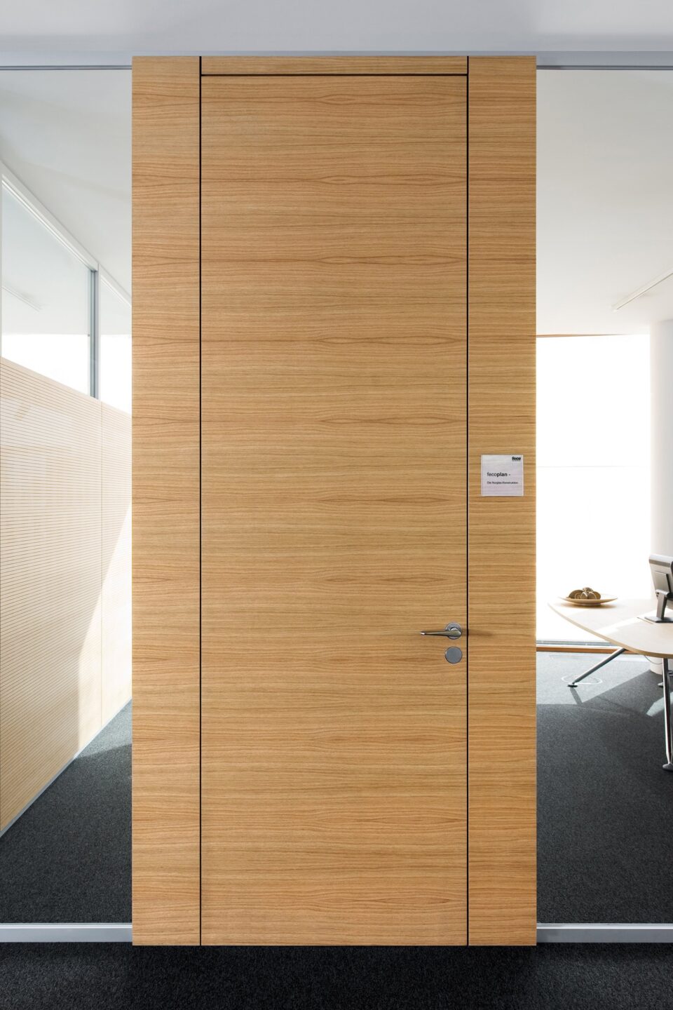 fecotür wood│feco partition walls│R+V Wiesbaden