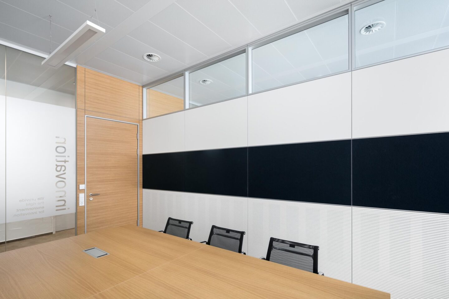 Nachhaltig mit feco-Systemtrennwänden | Europe Plaza Stuttgart│DNGB Platin für Nachhaltigkeit