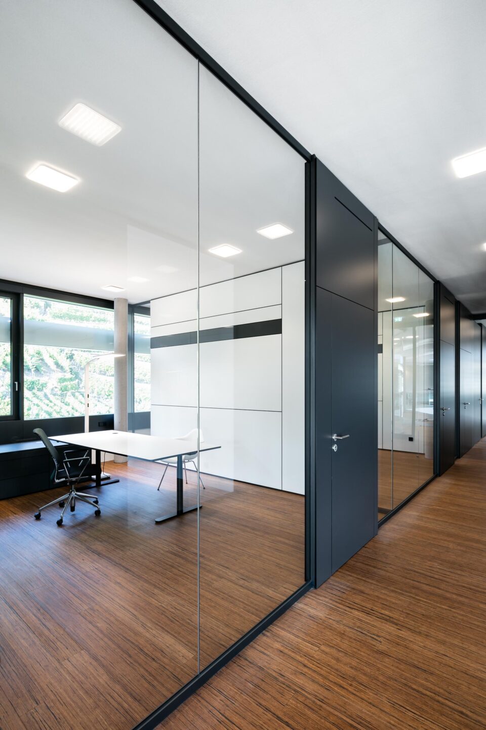 Transparency with feco partition wall systems | Südwestmetall Esslingen