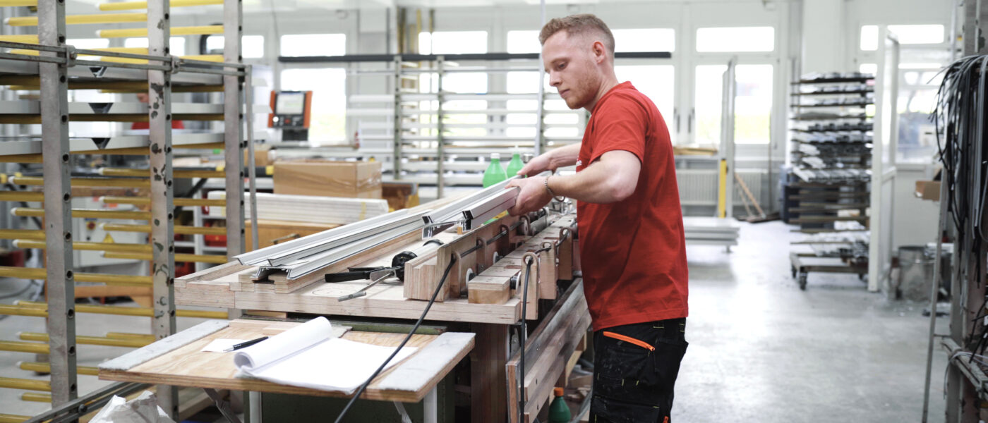 feco sucht Azubis zum Schreiner (m/w/d) in Karlsruhe. Werden Sie Teil eines führenden Herstellers von Systemwänden und gestalten Sie Arbeitswelten von morgen. Jetzt bewerben!