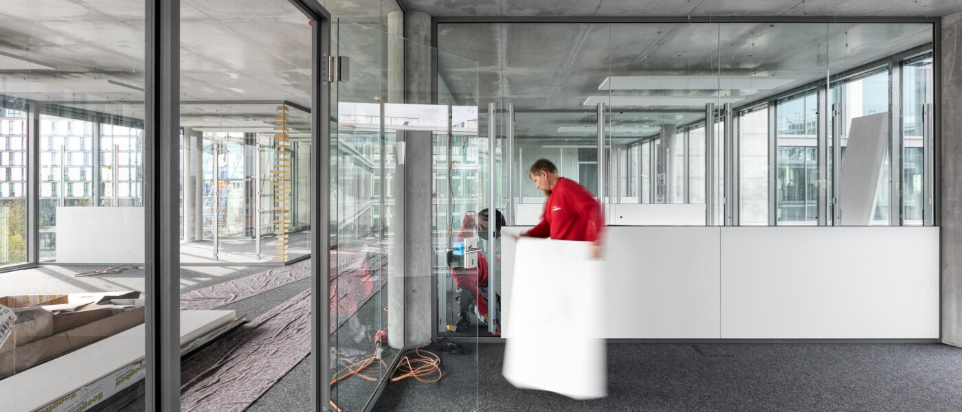 feco sucht Schreiner für den Innenausbau(m/w/d) für die Möbelmontage in Karlsruhe. Werden Sie Teil eines führenden Herstellers von Systemwänden und gestalten Sie Arbeitswelten von morgen. Jetzt bewerben!