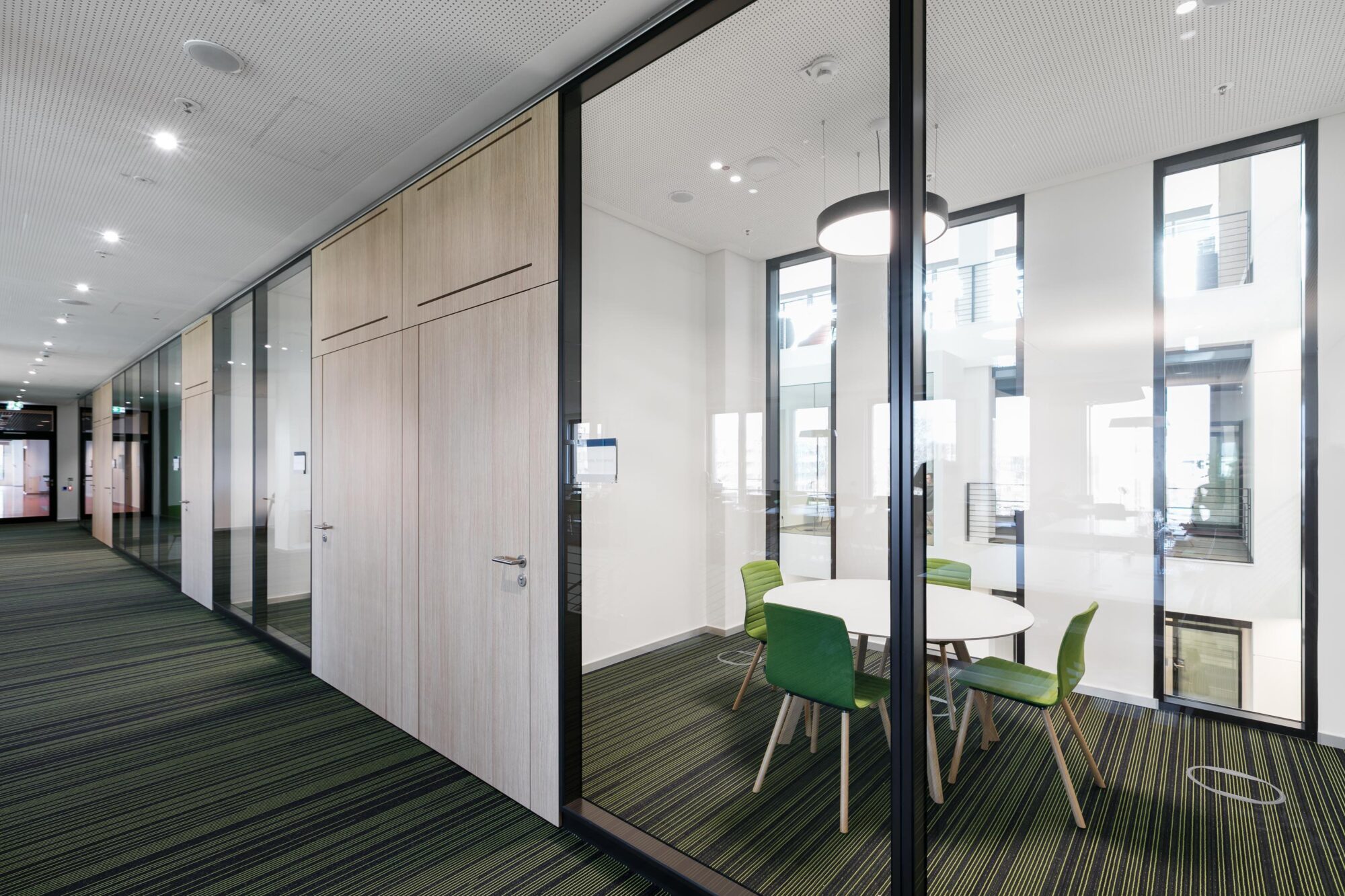fecofix│feco partitions walls│Frankfurt School of Finance & Management