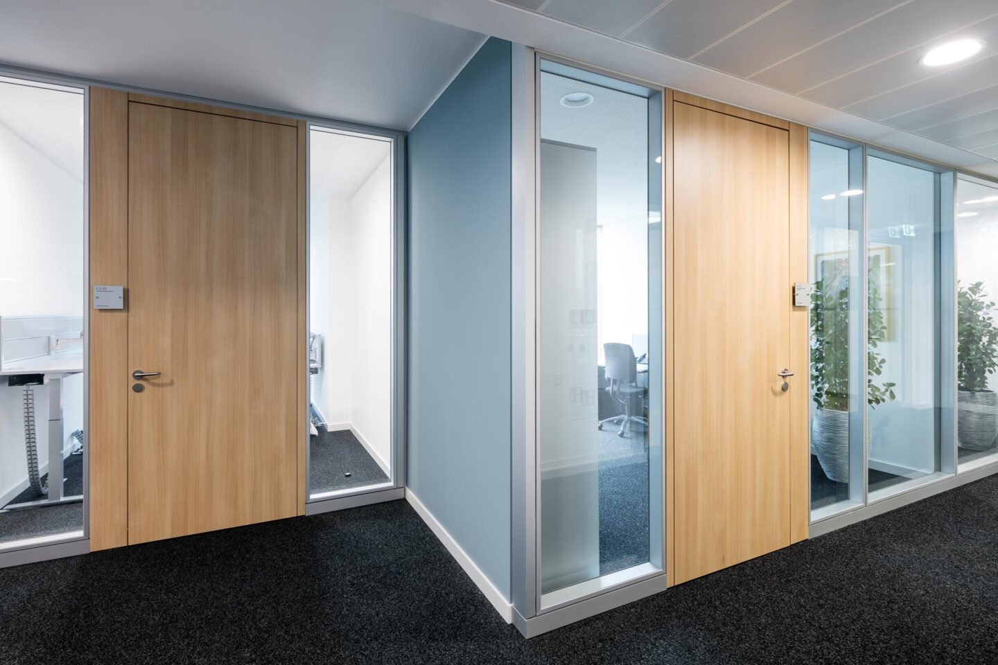 feco-feederle│partition walls│Sparkasse Karlsruhe House C