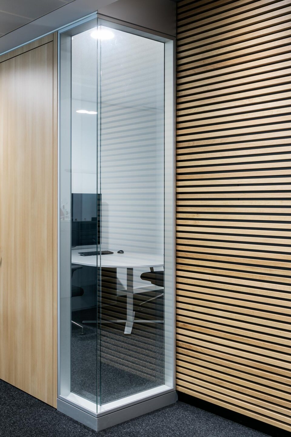 feco-feederle│partition walls│Sparkasse Karlsruhe House C