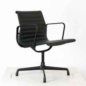 Vitra Alu Chair EA108│Premium Leder│jade│drehbar│Vitra in Karlsruhe