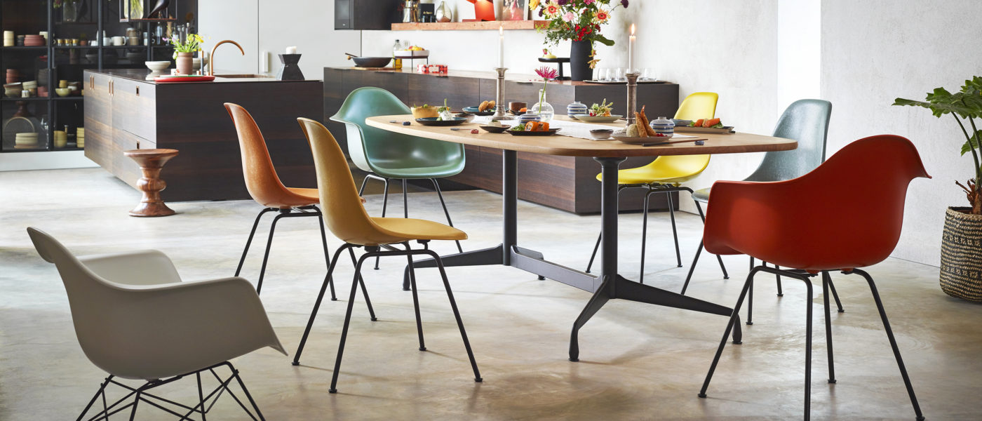 Vitra Eames Fiberglass Side Chair âVitra Eames Plastic Side ChairâEames Plastic ArmchairâVitra bei feco Karlsruhe