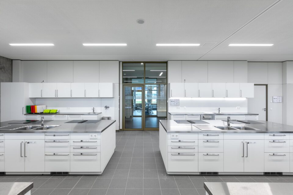 feco-feederle│partition walls│Vocational College, Bad Krozingen