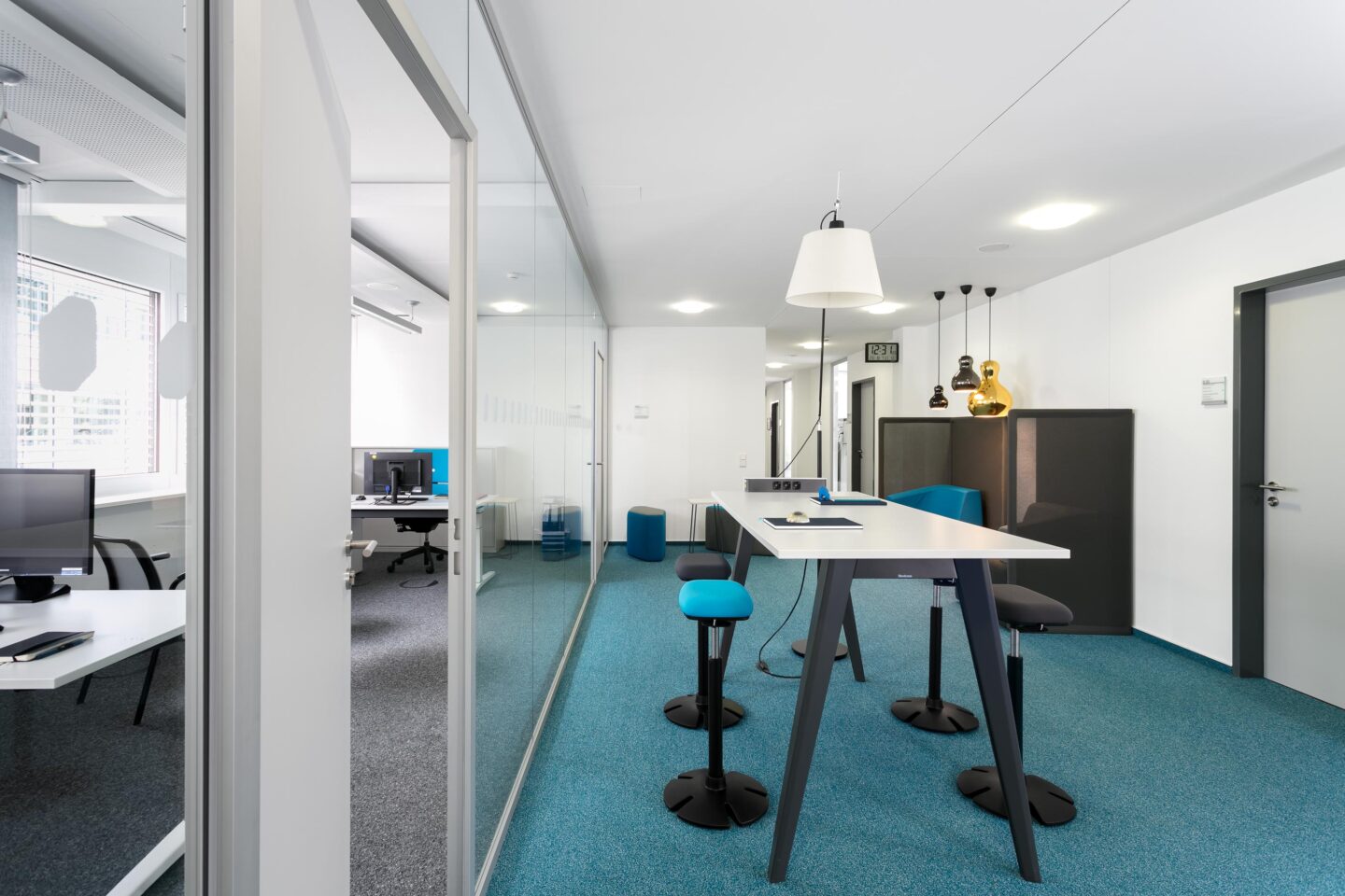 Kerntechnische Entsorgung Karlsruhe │ acoustic effectiveness │ flexible office furniture