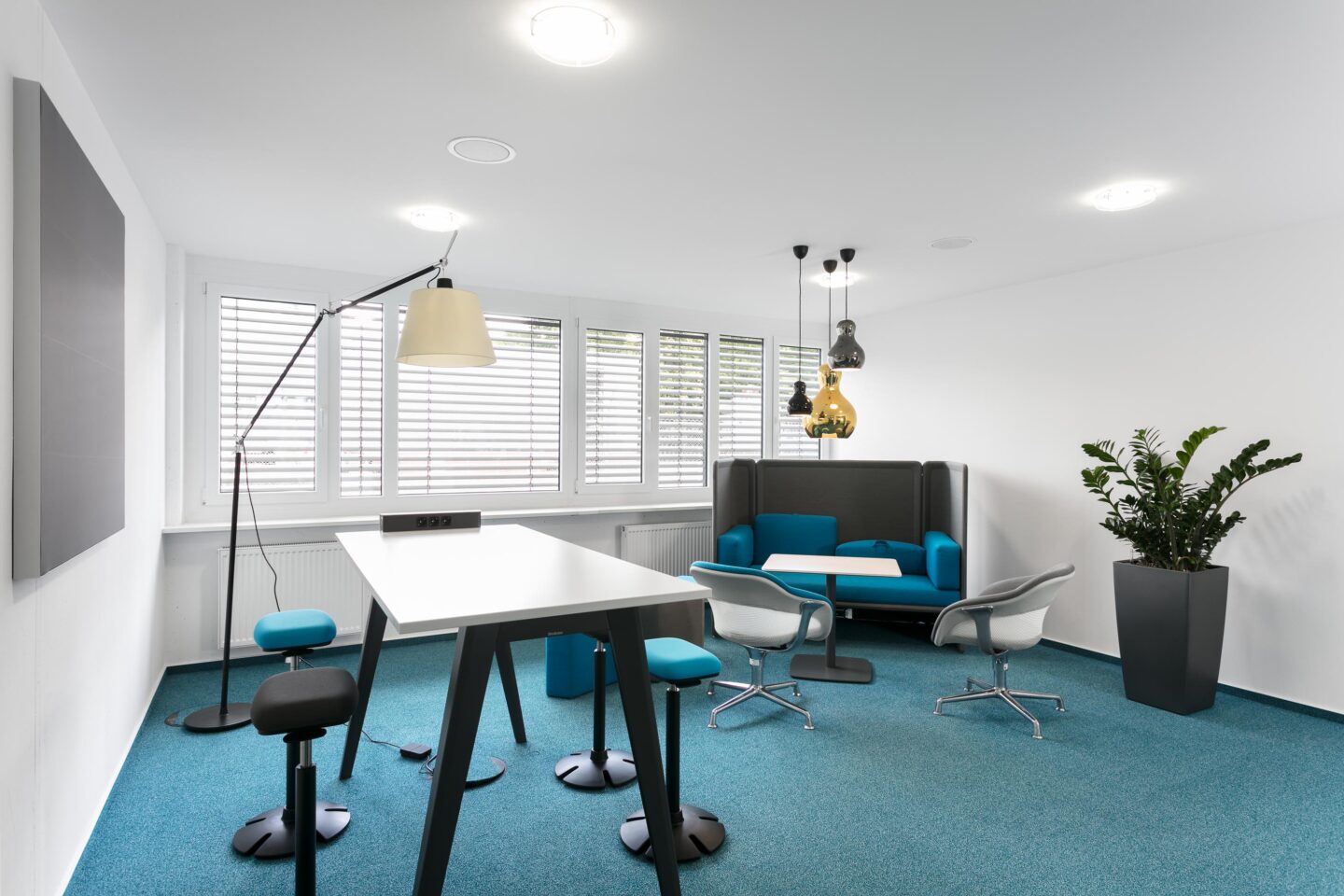 Kerntechnische Entsorgung Karlsruhe │ acoustic effectiveness │ flexible office furniture