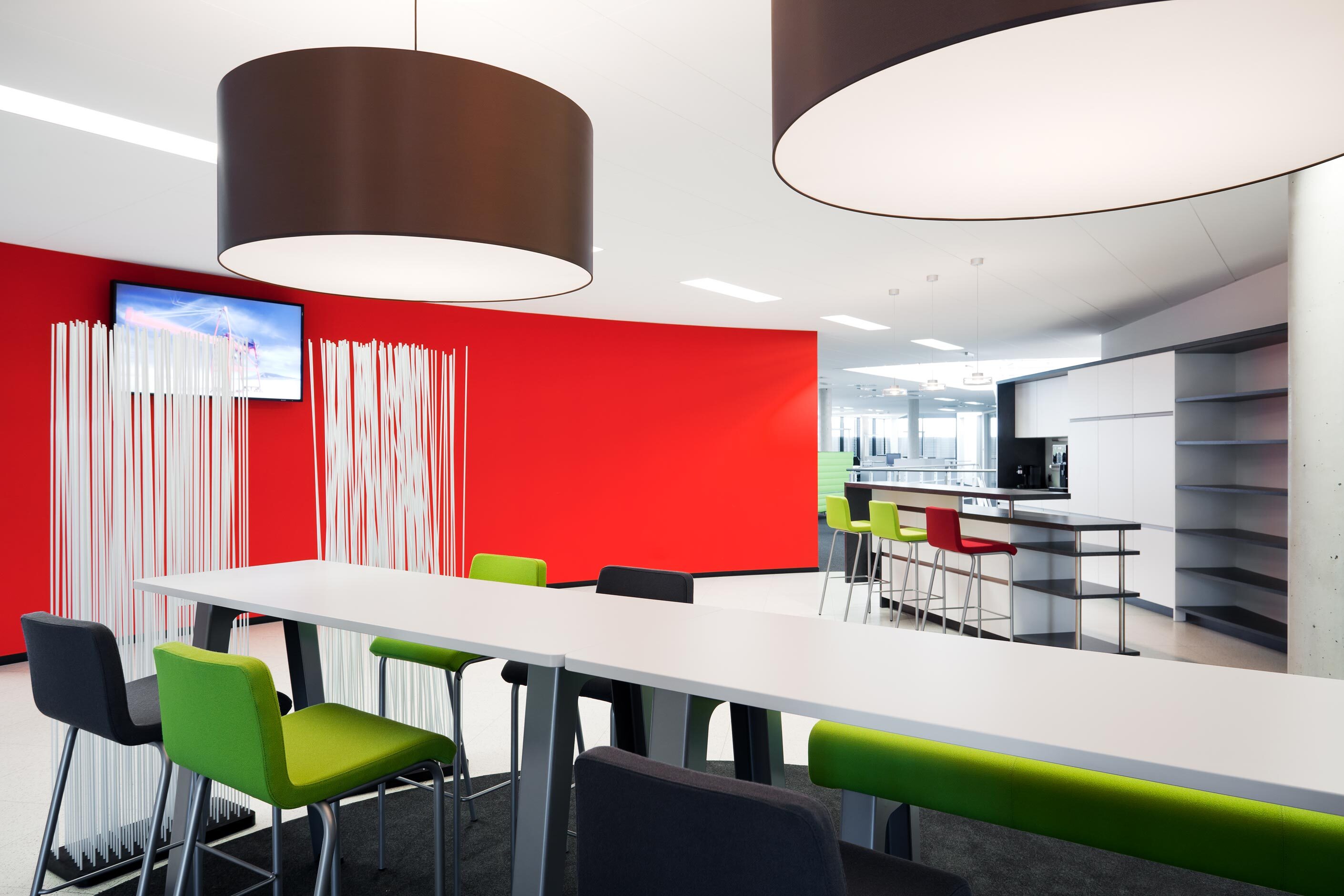 SEW Großgetriebwerk Bruchsal │ moderne Arbeitswelten │ Büroeinrichtungen mit feco