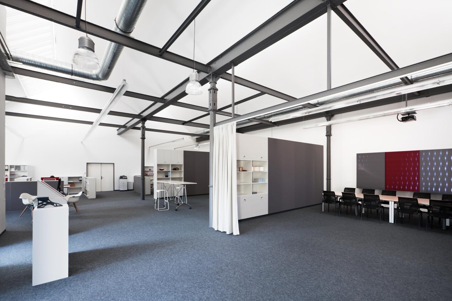 ETTLIN │ office furniture from Steelcase, Vitra & LaPalma │ innovative room concepts