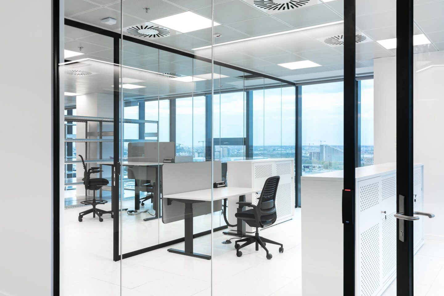 IT Services Company, Bucharest │ glass partition walls fecoplan │ system walls from feco