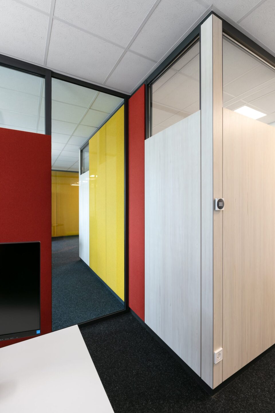 Fraunhofer ISI, Karlsruhe Technology Park │ fecowand │ modern meeting rooms