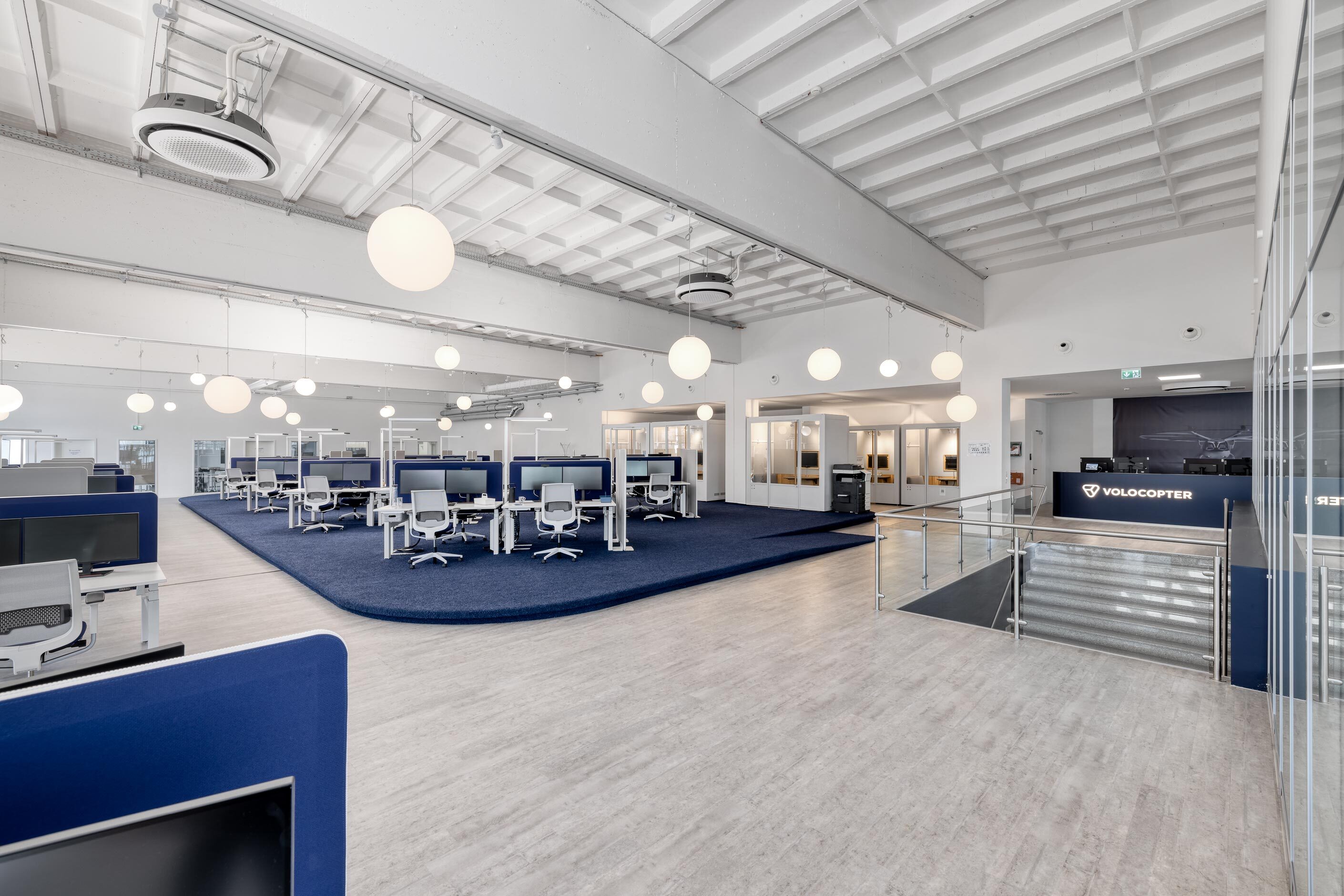 Headquarter Volocopter Bruchsal │ workplace with desk sharing principle │ Modern working environments