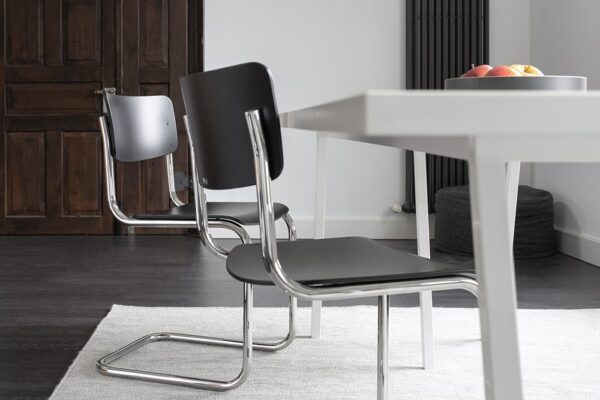 Thonet S 43 │ Freischwinger von Thonet │ schwarz gebeiztes Bugholz