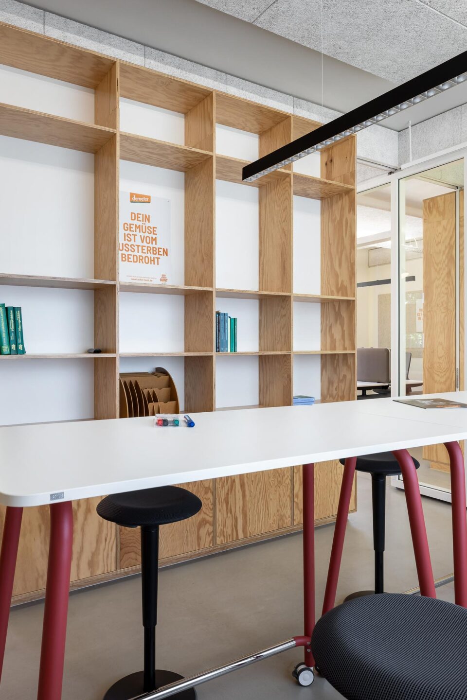 Brunner, Vitra, Steelcase │ office furniture by feco at Demeter in Berlin