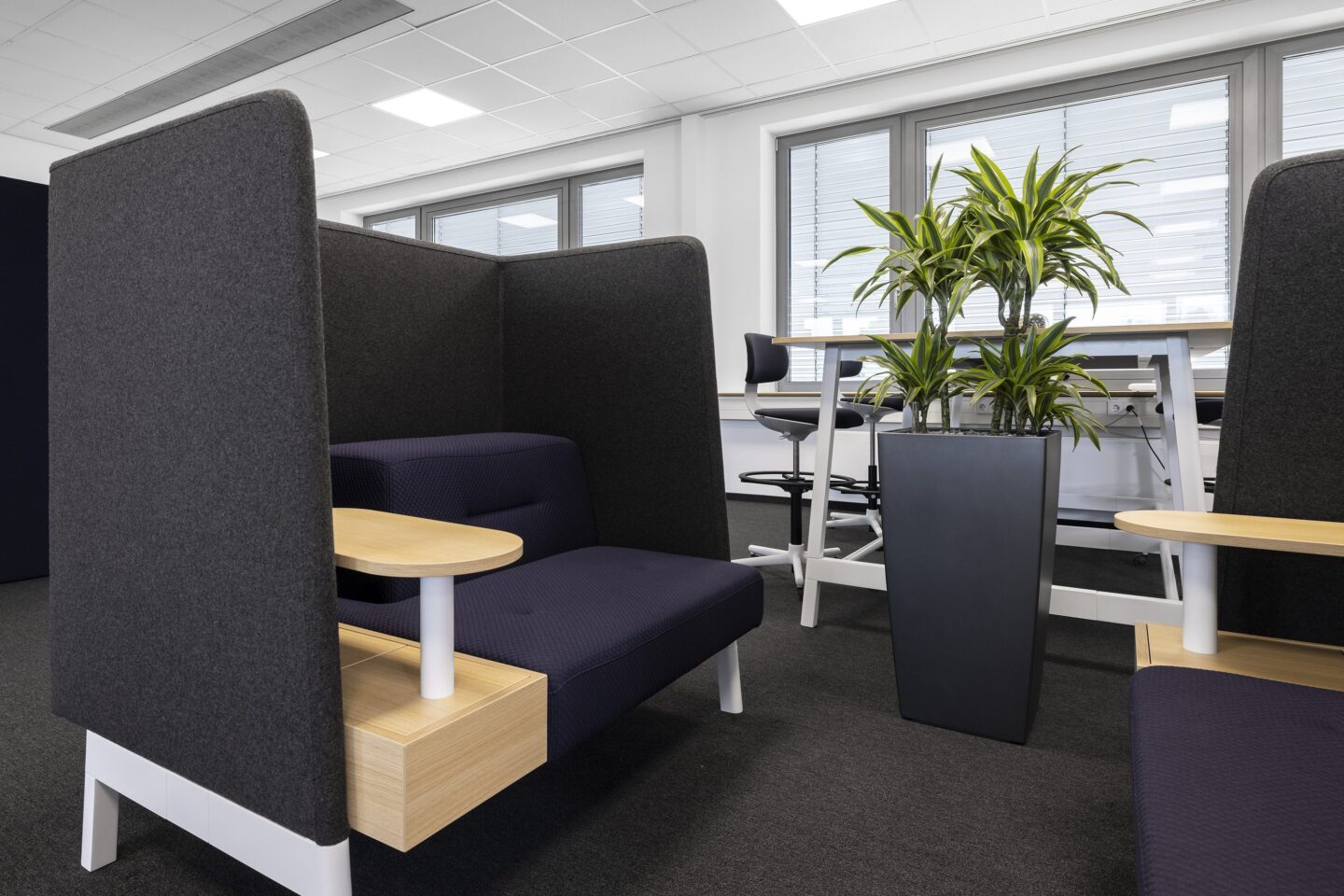 Seeburger Bretten │ office furniture with feco │ agile working