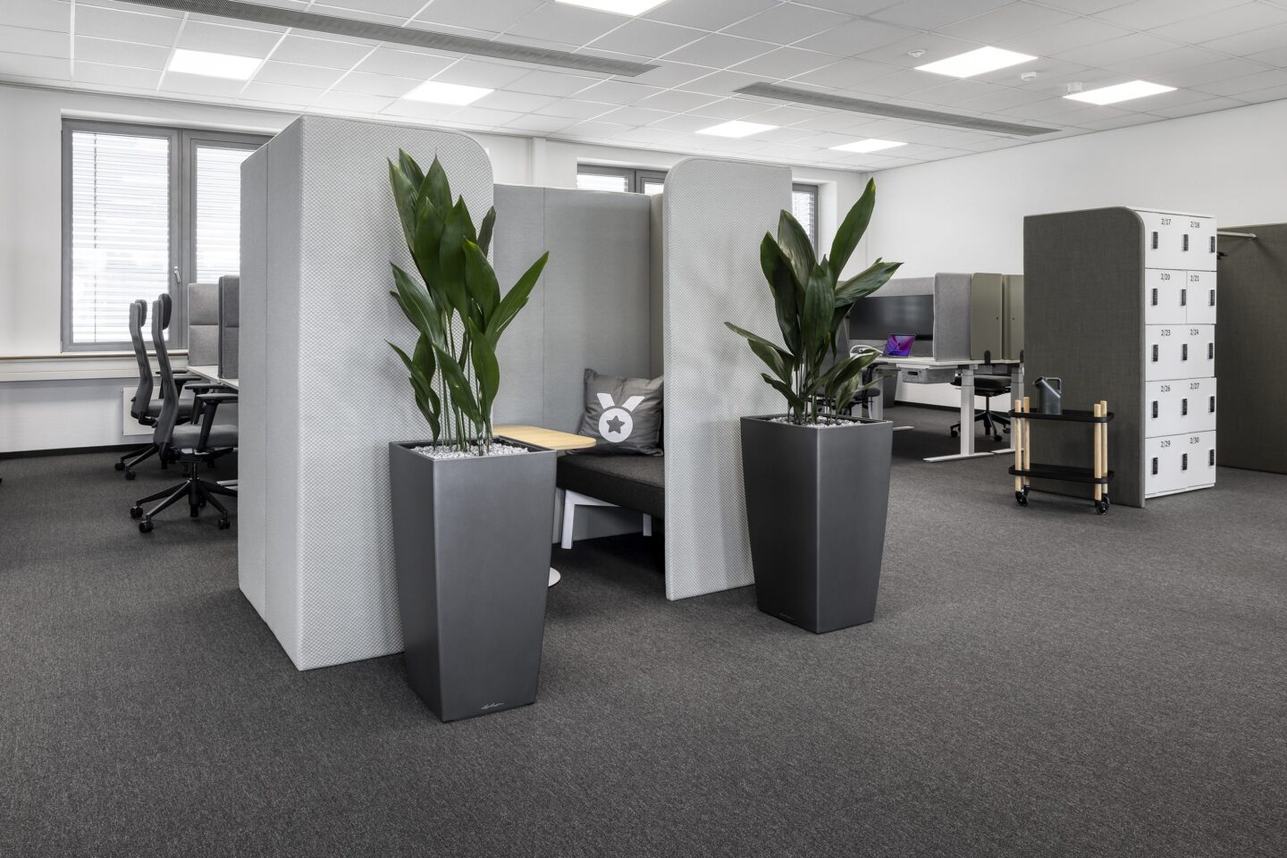Seeburger Bretten │ office furniture by Brunner, Lapalma, Muuto & more │ modern working environments