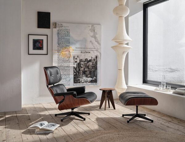Eames Lounge Chair │ Premium leder, nero │ Santos Palisander │ Vitra bei feco in Karlsruhe