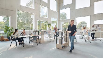 Seus se:lab meet desk │ se:lab hobber │ se:lab high desk │se:air │ Sedus bei feco in Karlsruhe Bild