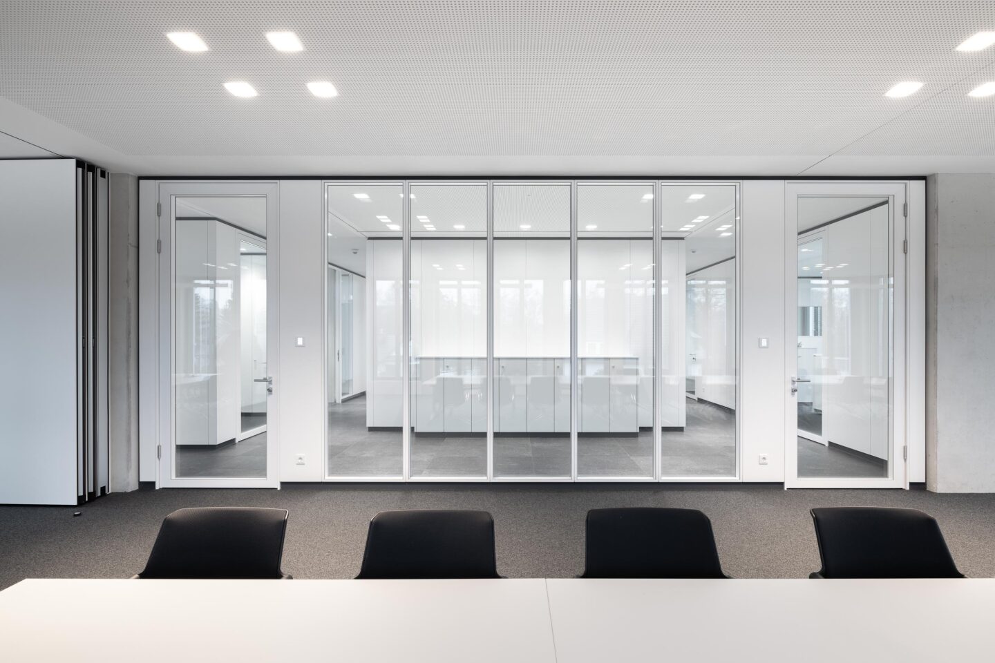 FELDHAUS Schmallenberg │ feco glass system │ office environment