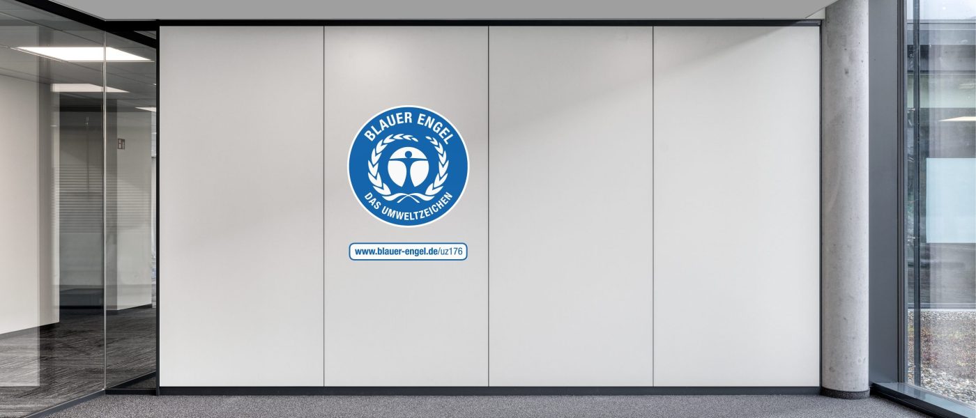 The German Blue Angel eco-label underlines the sustainability of the relocatable and reusable feco system wall.