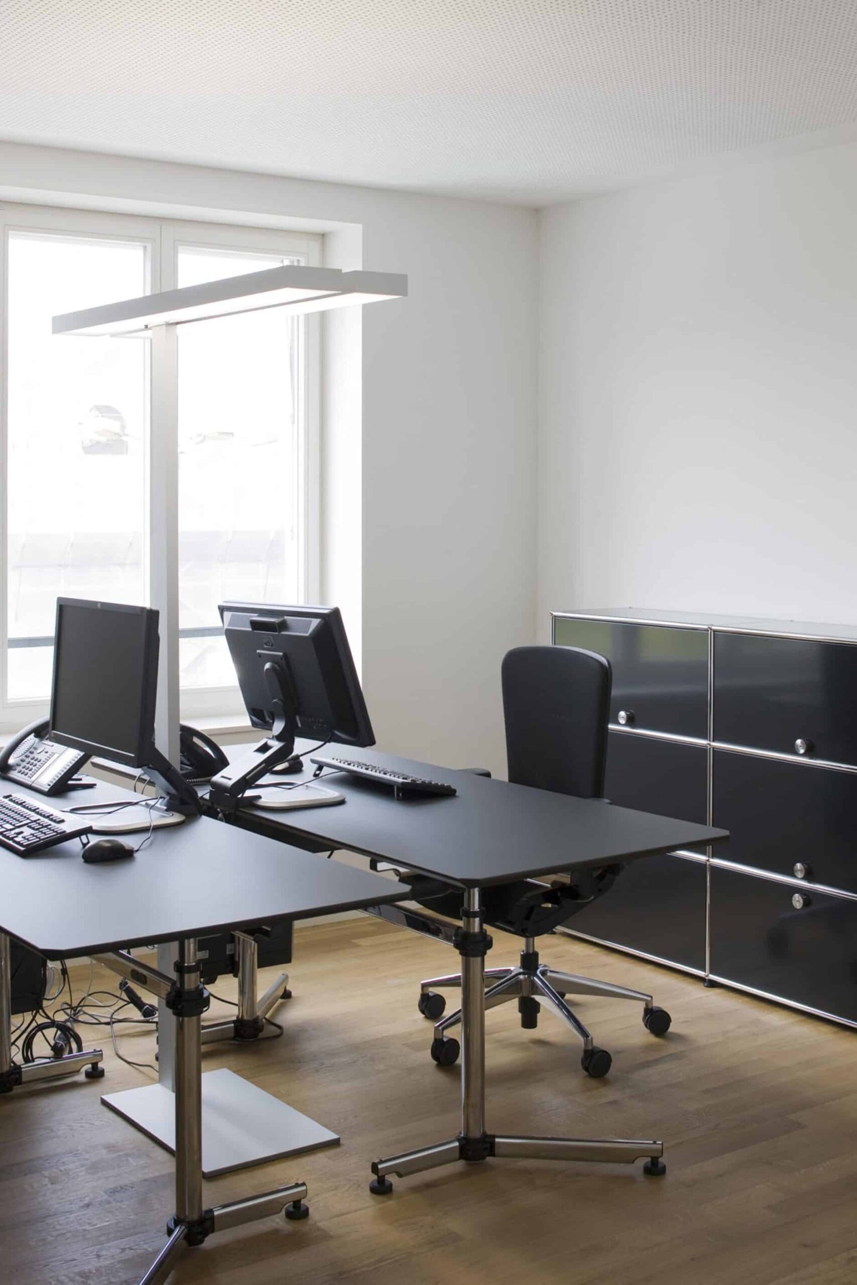 usm-kitos-m-schreibtisch-office