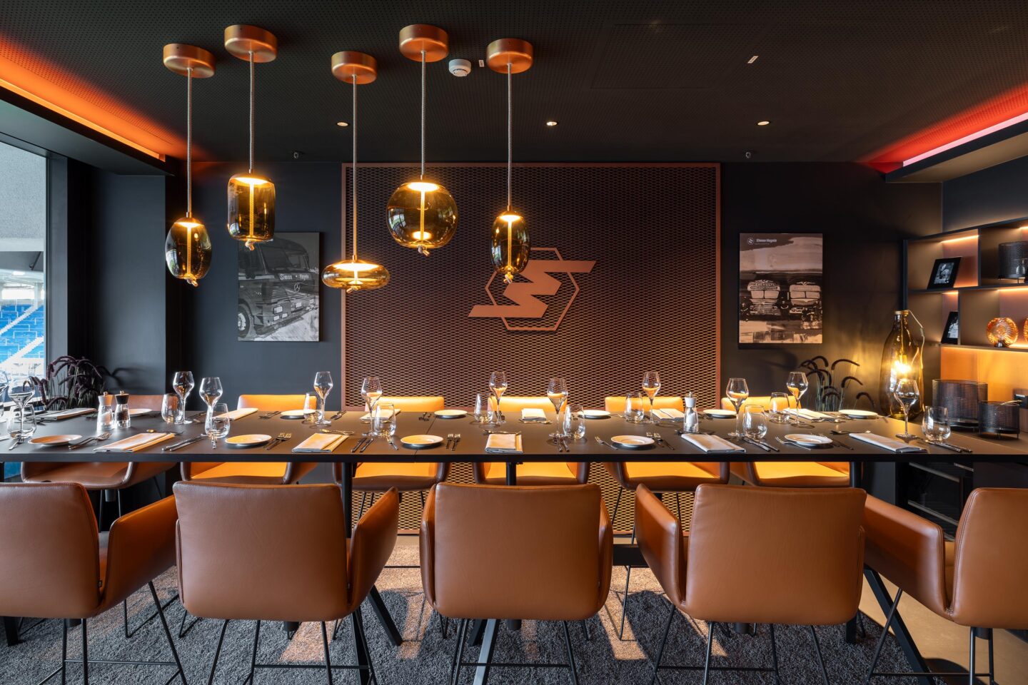 Simon Hegele Box | round ceiling lights above table
