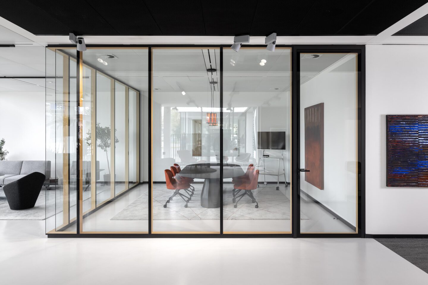 WSA WorkLife Dietlikon | meeting room with glass walls