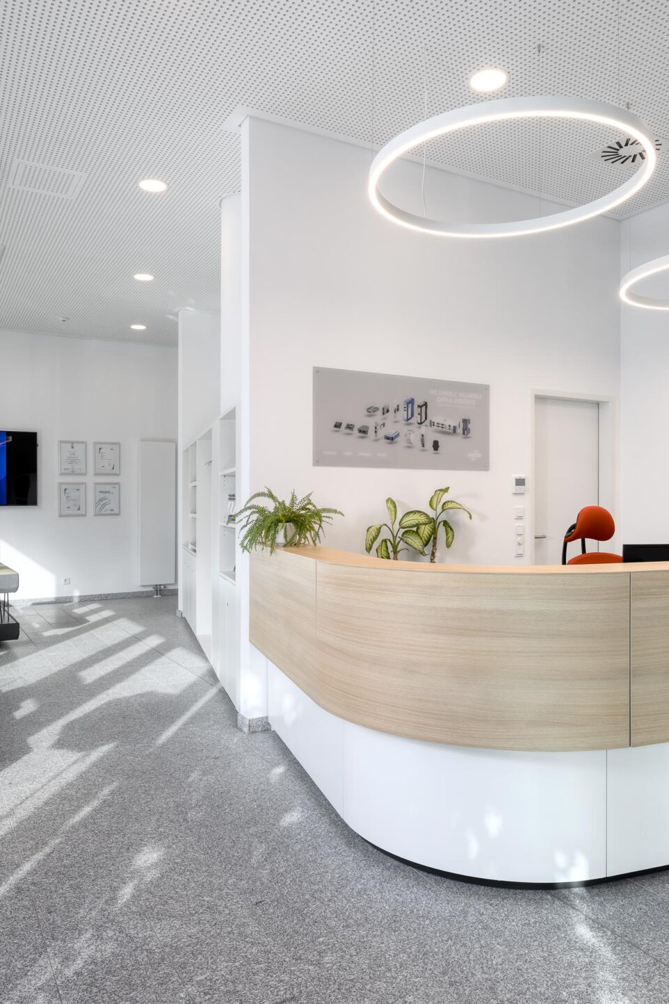 HMS Networks, Karlsruhe | bright reception area