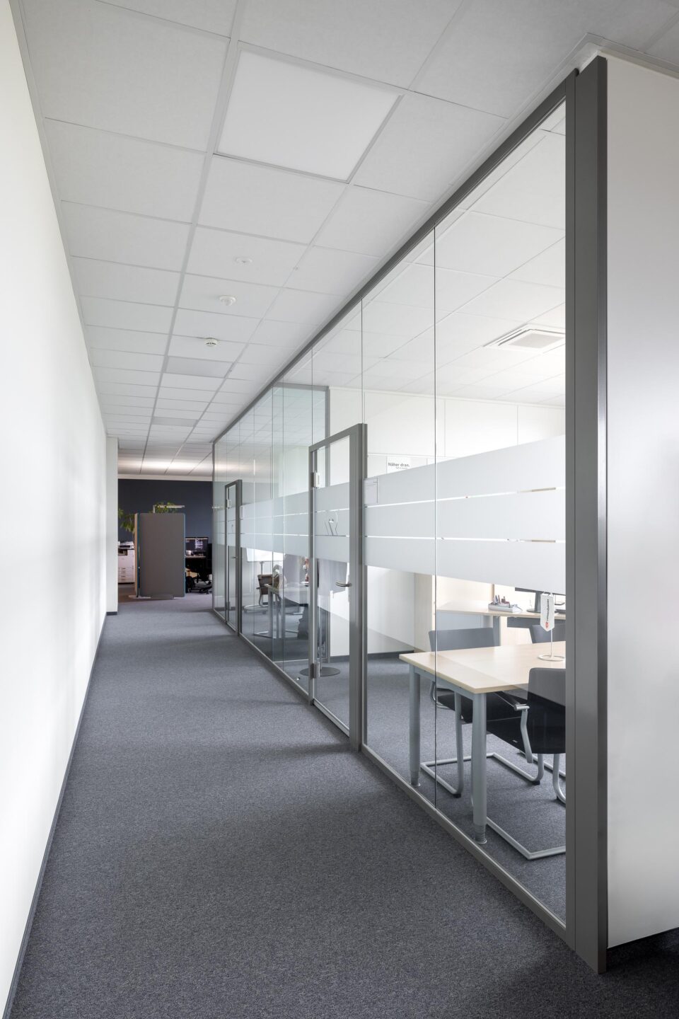 Rosenbauer Karlsruhe GmbH | glass walls by feco