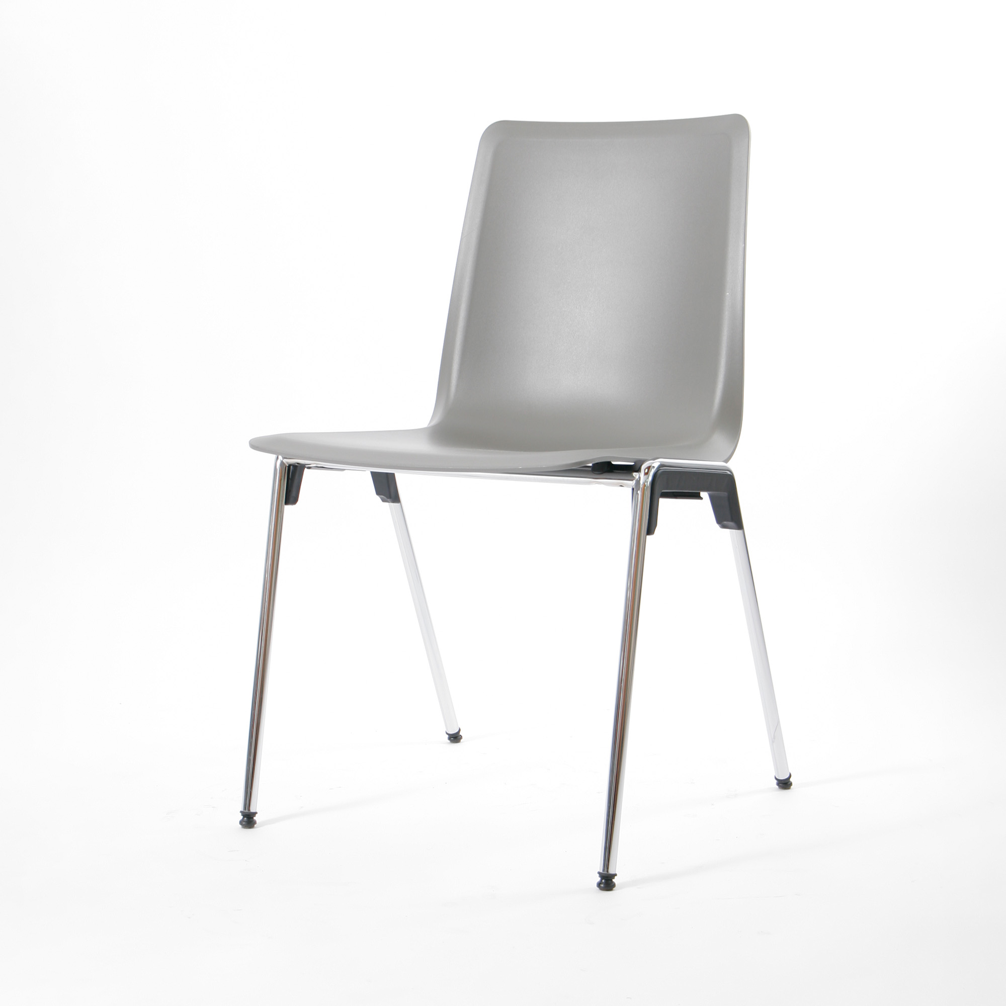 brunner-stapelstuhl-hero-schale-typ-51-02-links_MG_6909