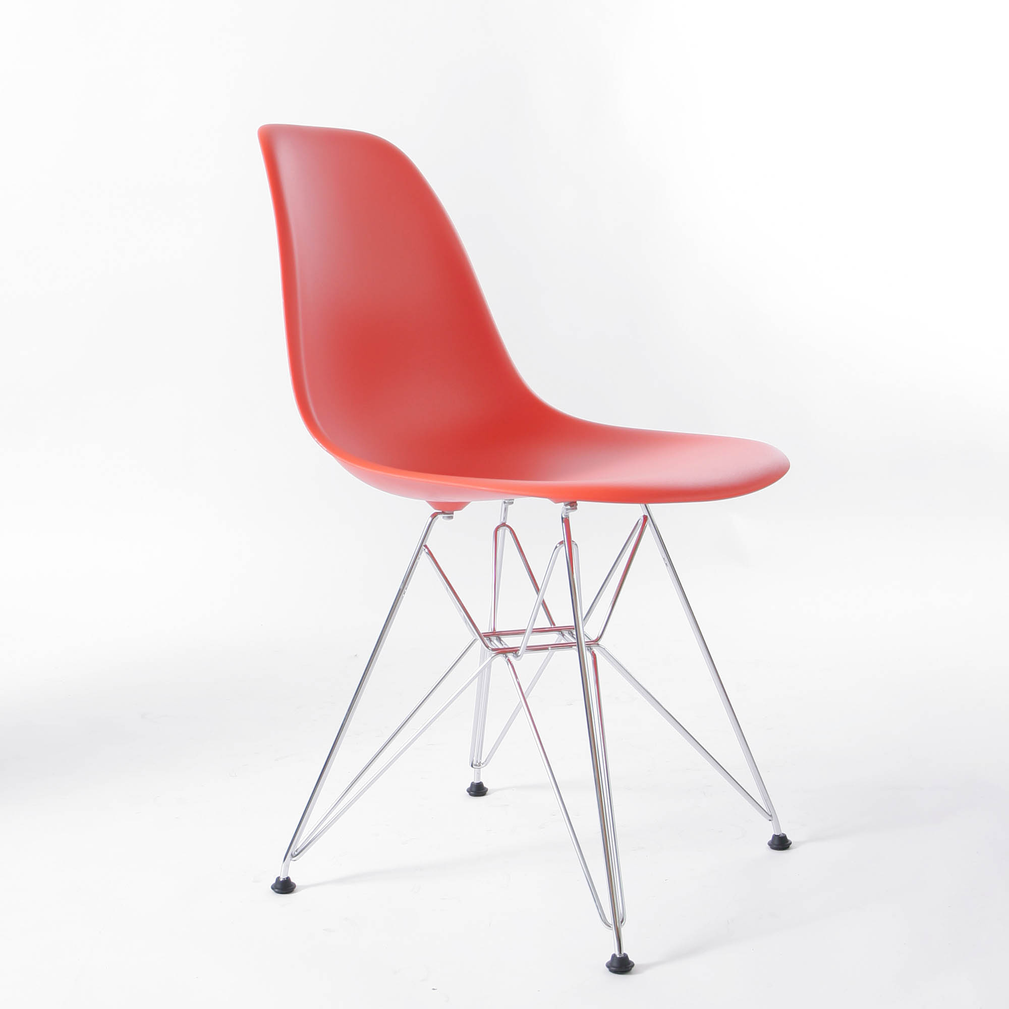 Vitra-Eames-Plastic-Side-Chair-EPC-DSR-03-rechts_MG_7097