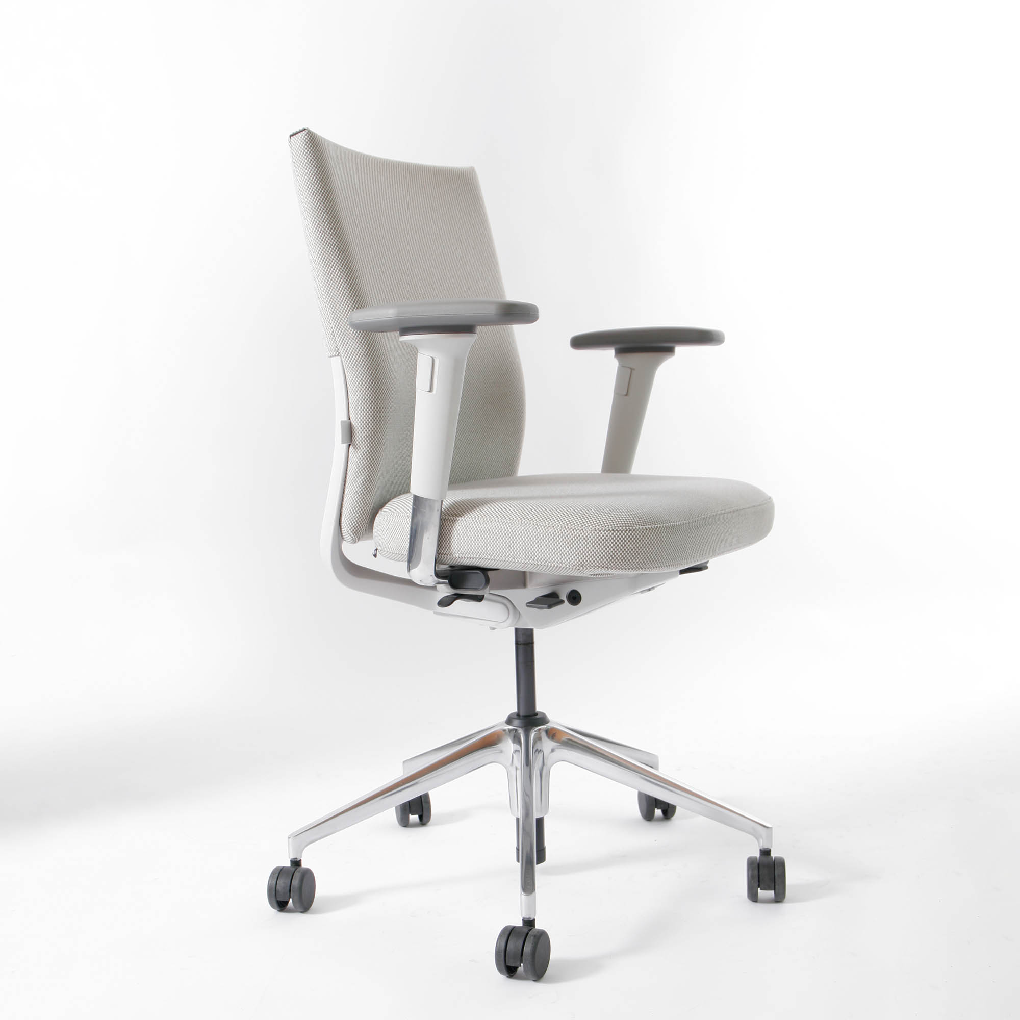 vitra-idc-id-soft-00-03-rechts_MG_7107