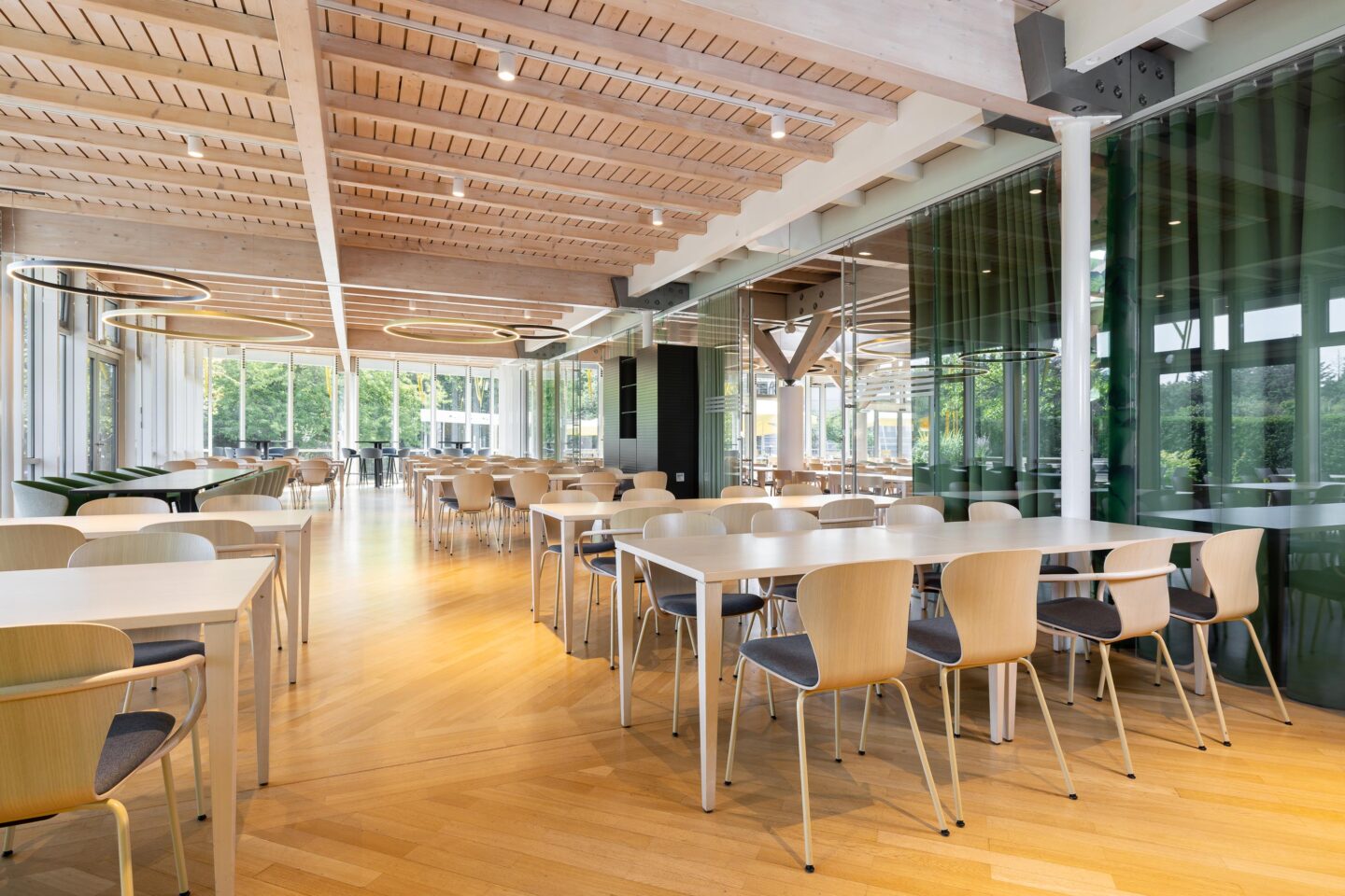 Lightweight design concept with high comfort | GenoHotel in Karlsruhe | feco office furnishings Karlsruhe