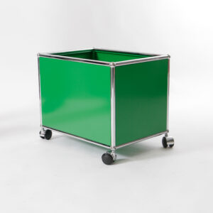 USM Haller Rollcontainer in Grün – kompakter Designklassiker fürs Kinderzimmer mit Rollen und Stoßbügel