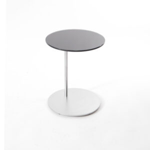 Walter Knoll Stay-Server Beistelltisch mit schwarzer ESG-Glasplatte und velourmattem Gestell – bei feco in Karlsruhe