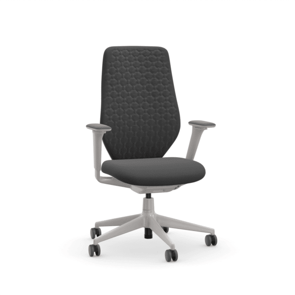 Vitra ACX Softknit Stuhl in Seitenansicht rechts mit hellgrauem Fünfsternfuß im feco Designshop